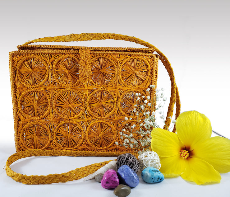 Salma - Geometric Iraca Palm Authentic Handmade Handbag