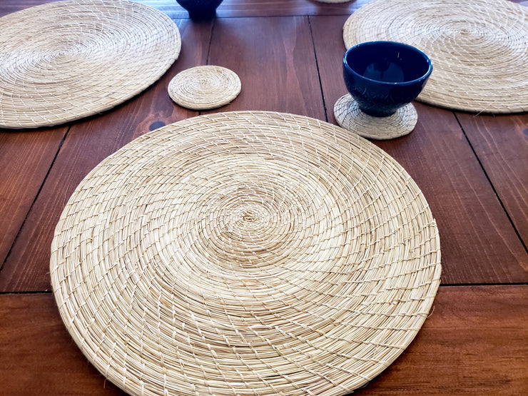 Iraca Palm Solid Placemats with Coasters