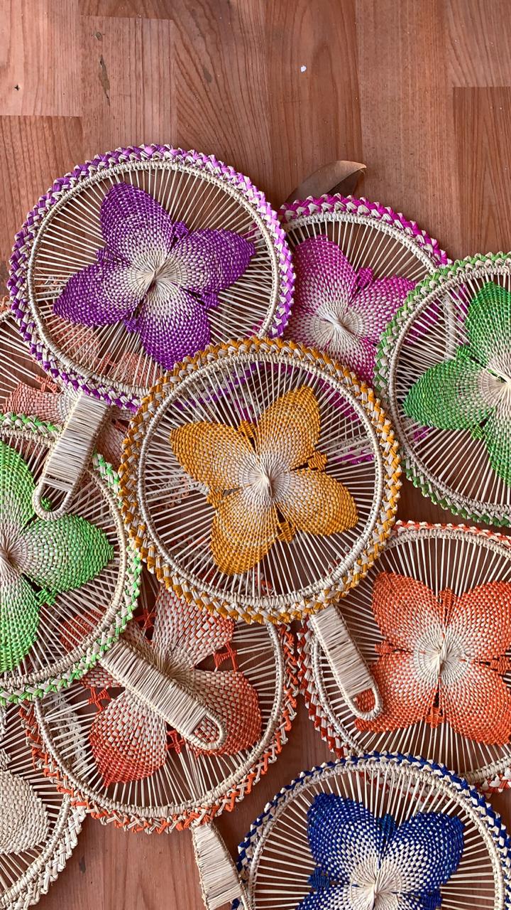 Flower Fan - Handmade Iraca Palm Fan Wholesale