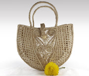 Rosalia - Iraca Palm Authentic Handmade Handbag with button closure