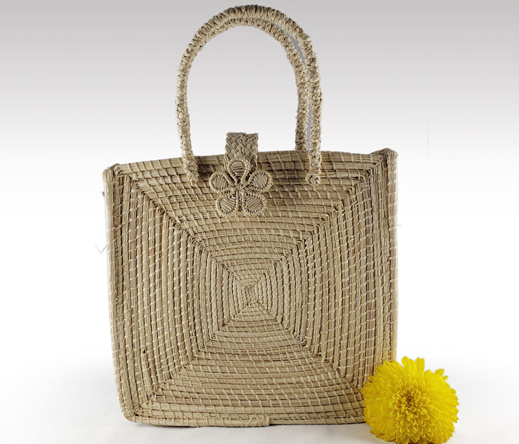 Teresa - Iraca Palm Authentic Handmade Handbag