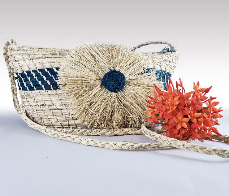 Agustina -  Iraca Palm Handmade Bag