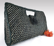 Gabriela -  Iraca Palm Handmade Bag with zippered closure