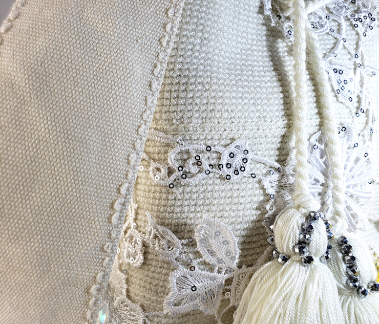 La Blanca - Wayuu Mochila with pearl and embroidered accents